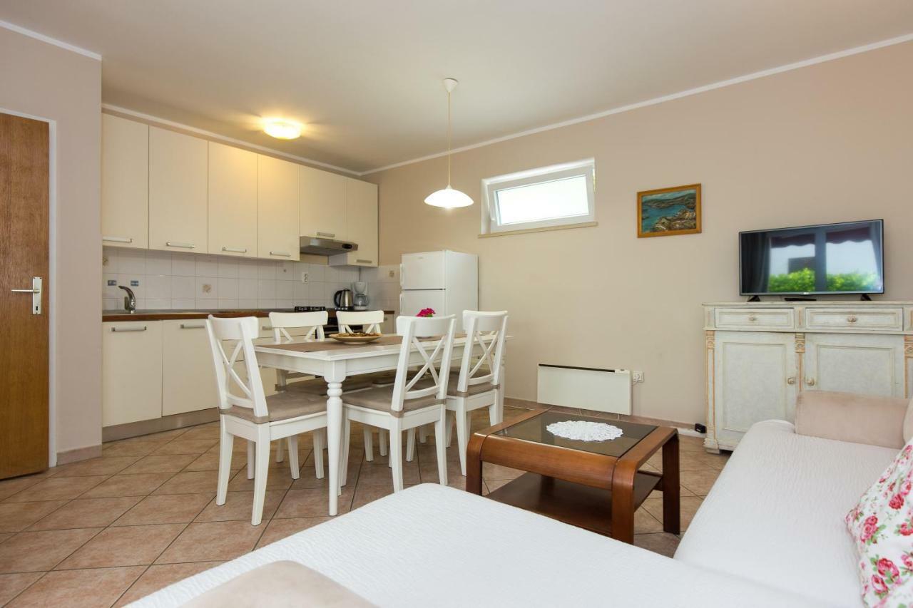 Apartments Ivanka Dujmovic Baška Exteriér fotografie